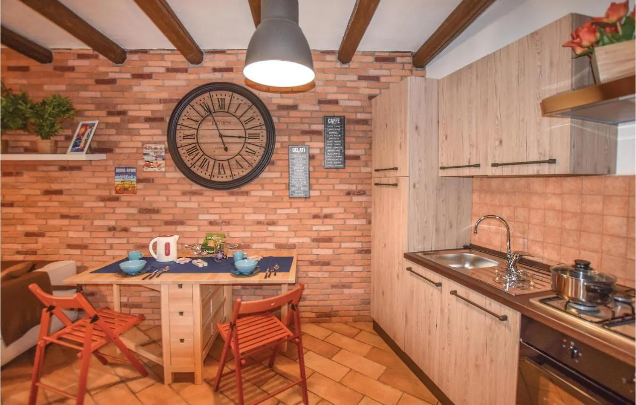 2 Bedroom Beautiful Home In Ragusa Rg Hébergement de vacances